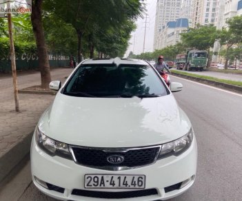 Kia Forte 2011 - Bán Kia Forte AT 2011, màu trắng số tự động, giá chỉ 370 triệu