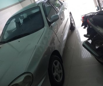 Daewoo Lanos 2002 - Cần bán lại xe Daewoo Lanos sản xuất năm 2002, màu bạc, 87tr xe còn mới