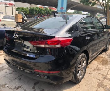 Hyundai Elantra 2019 - Cần bán lại Hyundai Elantra 1.6 AT đời 2019, màu đen, giá chỉ 615 triệu