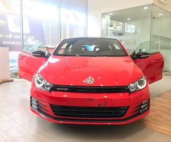 Volkswagen Scirocco 2018 - Bán xe Volkswagen Scirocco GTS đời 2018, màu đỏ, xe mới 100%, sẵn hàng, số lượng có hạn