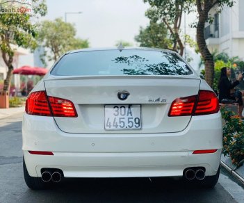 BMW 5 Series 2013 - Bán BMW 520i sản xuất năm 2013, màu trắng, xe nhập