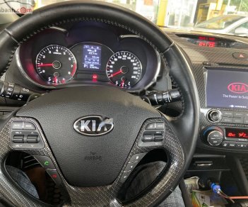 Kia K3 2016 - Bán xe cũ Kia K3 đời 2016, màu trắng, giá tốt