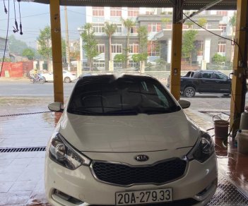 Kia K3 2016 - Bán xe cũ Kia K3 đời 2016, màu trắng, giá tốt