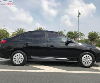 Hyundai Avante 2014 - Bán ô tô Hyundai Avante đời 2014, màu đen số sàn xe còn mới nguyên