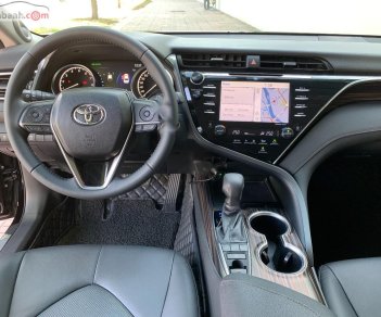 Toyota Camry 2.5Q 2019 - Bán Toyota Camry 2.5Q sản xuất 2019, màu đen, xe nhập