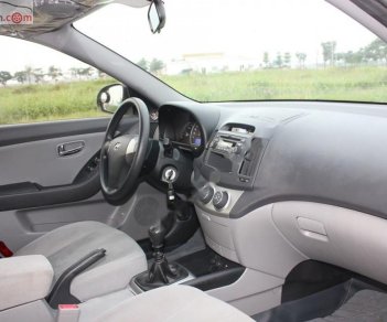 Hyundai Avante 2013 - Bán ô tô Hyundai Avante sản xuất năm 2013, màu đen số sàn