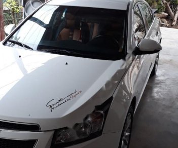 Chevrolet Cruze 2014 - Bán xe Chevrolet Cruze năm 2014, màu trắng giá cạnh tranh