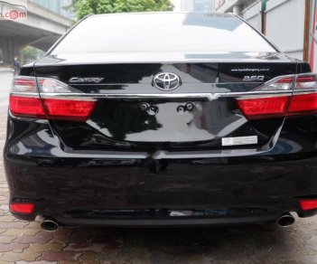 Toyota Camry 2018 - Bán Toyota Camry năm sản xuất 2018, màu đen