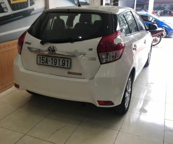 Toyota Yaris 2015 - Cần bán xe Toyota Yaris đời 2015, màu trắng, xe nhập chính chủ, giá tốt