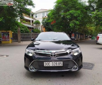 Toyota Camry 2016 - Bán xe Toyota Camry 2.0 năm sản xuất 2016, màu đen giá cạnh tranh