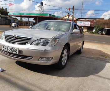 Toyota Camry 2004 - Bán Toyota Camry năm 2004, xe máy nổ êm ru