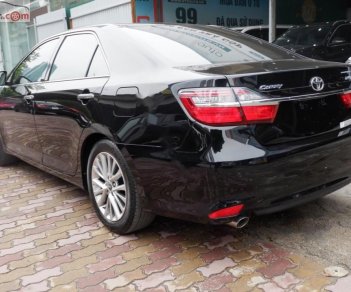 Toyota Camry 2018 - Bán Toyota Camry năm sản xuất 2018, màu đen