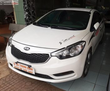 Kia K3 2015 - Bán xe Kia K3 2015, màu trắng giá bán 470tr