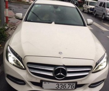 Mercedes-Benz C class 2016 - Cần bán xe Mercedes sản xuất năm 2016, màu trắng xe còn mới nguyên