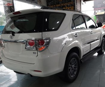 Toyota Fortuner 2014 - Bán xe Toyota Fortuner sản xuất năm 2014, số sàn xe còn mới nguyên