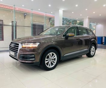 Audi Q7 3.0L 2015 - Bán Audi Q7 3.0 Model 2016 sang trọng, đẳng cấp- giá bán rẻ như đào 30 tết