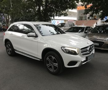 Mercedes-Benz GLC GLC250 4Matic 2017 - Bán Mercedes GLC250 4Matic đời 2017, màu trắng