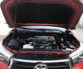 Toyota Hilux 2.8G 4x4 AT 2018 - Bán xe Toyota Hilux 2.8G 4x4 AT đời 2018, xe nhập, giá chỉ 775 triệu