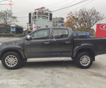 Toyota Hilux 3.0G 4x4 MT 2014 - Cần bán xe Toyota Hilux 3.0G 4x4 MT đời 2014, màu xám, xe nhập  