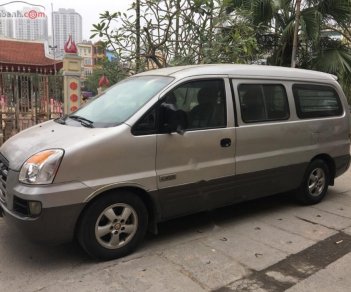 Hyundai Starex 2005 - Bán Hyundai Starex 2005, màu bạc, xe nhập ít sử dụng, giá chỉ 185 triệu