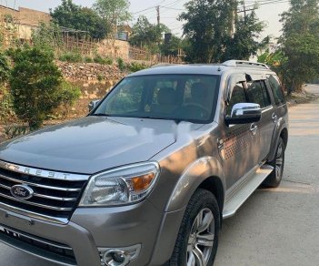 Ford Everest 2012 - Bán xe Ford Everest MT đời 2012 số sàn, 459 triệu