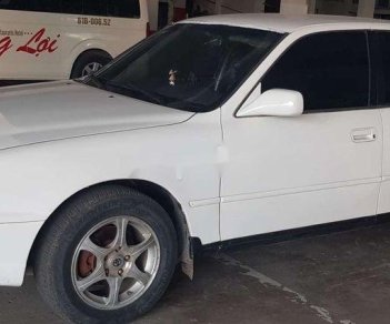 Toyota Camry   1992 - Cần bán Toyota Camry năm 1992, màu trắng, số tự động