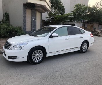 Nissan Teana 2010 - Bán xe Nissan Teana năm 2010, màu trắng, nhập khẩu nguyên chiếc, giá chỉ 398 triệu