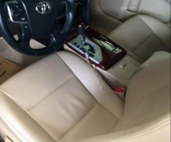 Toyota Camry 2014 - Bán xe Toyota Camry 2.0E sản xuất năm 2014 chính chủ