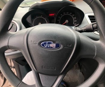 Ford Fiesta   2012 - Cần bán xe Ford Fiesta năm sản xuất 2012, số tự động, một chủ từ đầu