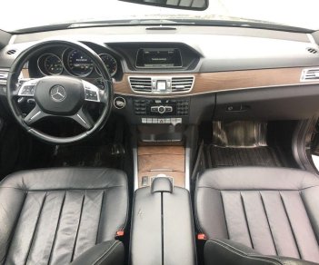 Mercedes-Benz E class  E200  2014 - Cần bán lại xe Mercedes E200 năm 2014, màu đen