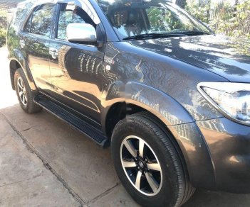 Toyota Fortuner  G  2009 - Bán Toyota Fortuner G đời 2009, màu xám số sàn, giá 520tr