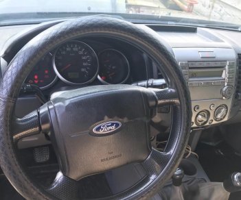 Ford Ranger XLT 2.5L 4x4 MT 2010 - Cần bán Ford Ranger XLT 2.5L 4x4 MT 2010, màu đen, nhập khẩu, giá 320tr