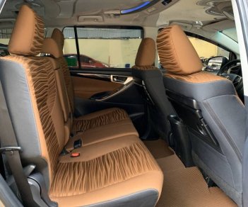 Toyota Innova 2019 - Cần bán Toyota Innova 2.0G sản xuất năm 2019, màu xám như mới, giá tốt