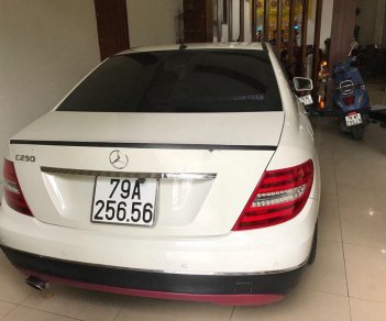 Mercedes-Benz C class   2012 - Bán xe Mercedes C250 đời 2012, màu trắng, nhập khẩu nguyên chiếc