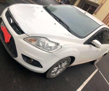 Ford Focus   2010 - Cần bán Ford Focus sản xuất năm 2010, keo chỉ zin toàn xe