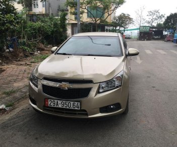 Chevrolet Cruze 2013 - Bán ô tô Chevrolet Cruze 2013, màu vàng cát, giá tốt