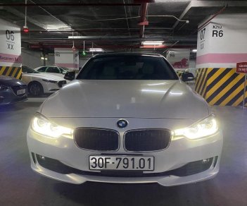 BMW 3 Series 2013 - Bán BMW 3 Series đời 2013, màu trắng, nhập khẩu nguyên chiếc, 750tr