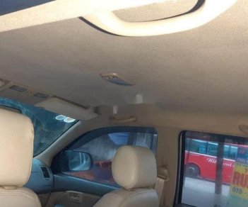 Toyota Hilux    2012 - Cần bán lại xe Toyota Hilux sản xuất 2012, màu bạc