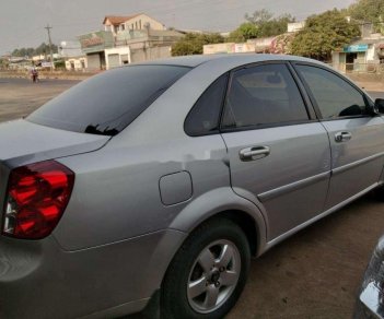 Daewoo Lacetti   2010 - Bán ô tô Daewoo Lacetti sản xuất năm 2010, màu bạc xe gia đình, giá tốt