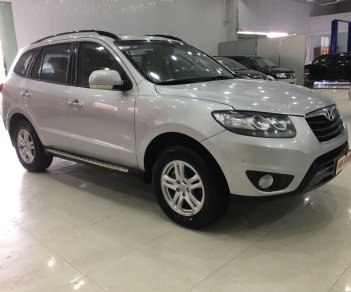 Hyundai Santa Fe 2011 - Bán xe Hyundai Santa Fe 2.4AT 2011, màu bạc, giá cạnh tranh