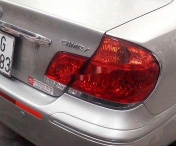 Toyota Camry AT 2005 - Cần bán Toyota Camry AT năm sản xuất 2005, 320tr