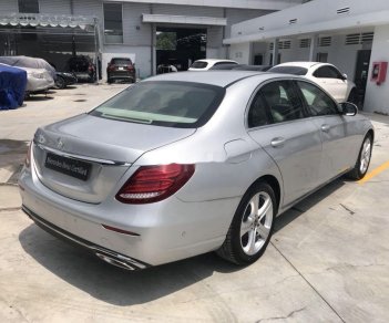 Mercedes-Benz E class E250   2017 - Bán Mercedes E250 năm sản xuất 2017, màu bạc