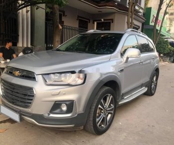 Chevrolet Captiva 2016 - Cần bán Chevrolet Captiva đời 2016, màu bạc, giá 576tr