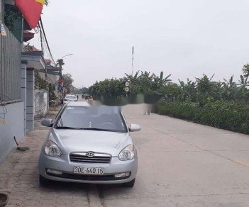 Hyundai Verna 2009 - Cần bán Hyundai Verna năm 2009, màu bạc, nhập khẩu nguyên chiếc, 275tr