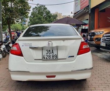 Nissan Teana 2010 - Cần bán gấp Nissan Teana sản xuất năm 2010, màu trắng, 415 triệu