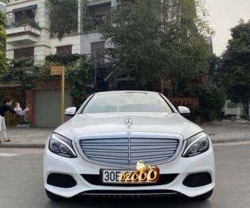 Mercedes-Benz C class 2015 - Cần bán lại xe Mercedes C250 Exclusive sản xuất 2015, màu trắng đẹp như mới