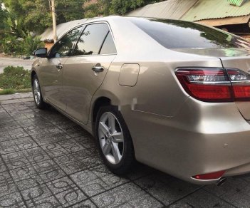 Toyota Camry 2016 - Bán Toyota Camry 2.5Q sản xuất năm 2016, nhập khẩu nguyên chiếc xe gia đình, 950 triệu