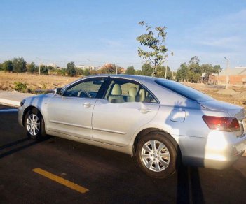 Toyota Camry   2009 - Bán xe Toyota Camry sản xuất năm 2009, màu bạc, nhập khẩu  