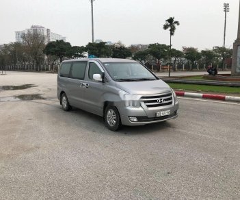 Hyundai Starex     2015 - Bán Hyundai Starex đời 2016, màu bạc, xe nhập chính chủ, giá chỉ 670 triệu