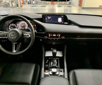 Mazda 3 1.5L Premium 2020 - Dáng Hatchback: Mazda 3 1.5L Premium sản xuất năm 2020, màu xám